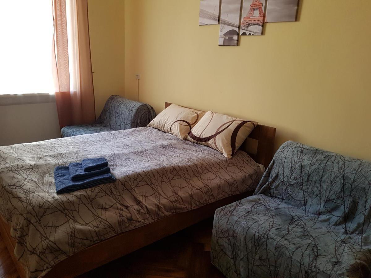 Зручна І Комфортна Квартира Недалеко Від Вокзалу І Центру Міста 利沃夫 外观 照片